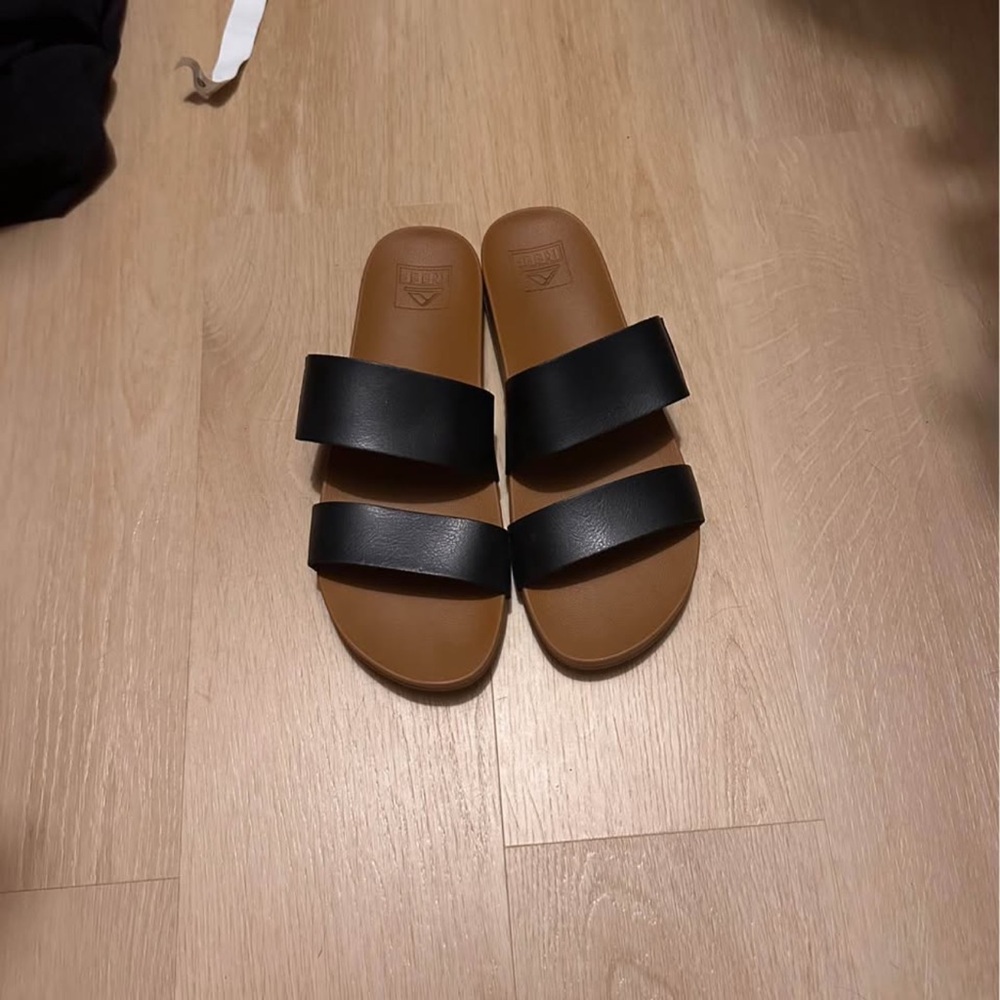 Reef black sandals - Picture 2 of 4